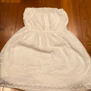 Sleeveless white Abercrombie dress